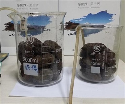 05-2將填料放入燒杯_看圖王.jpg